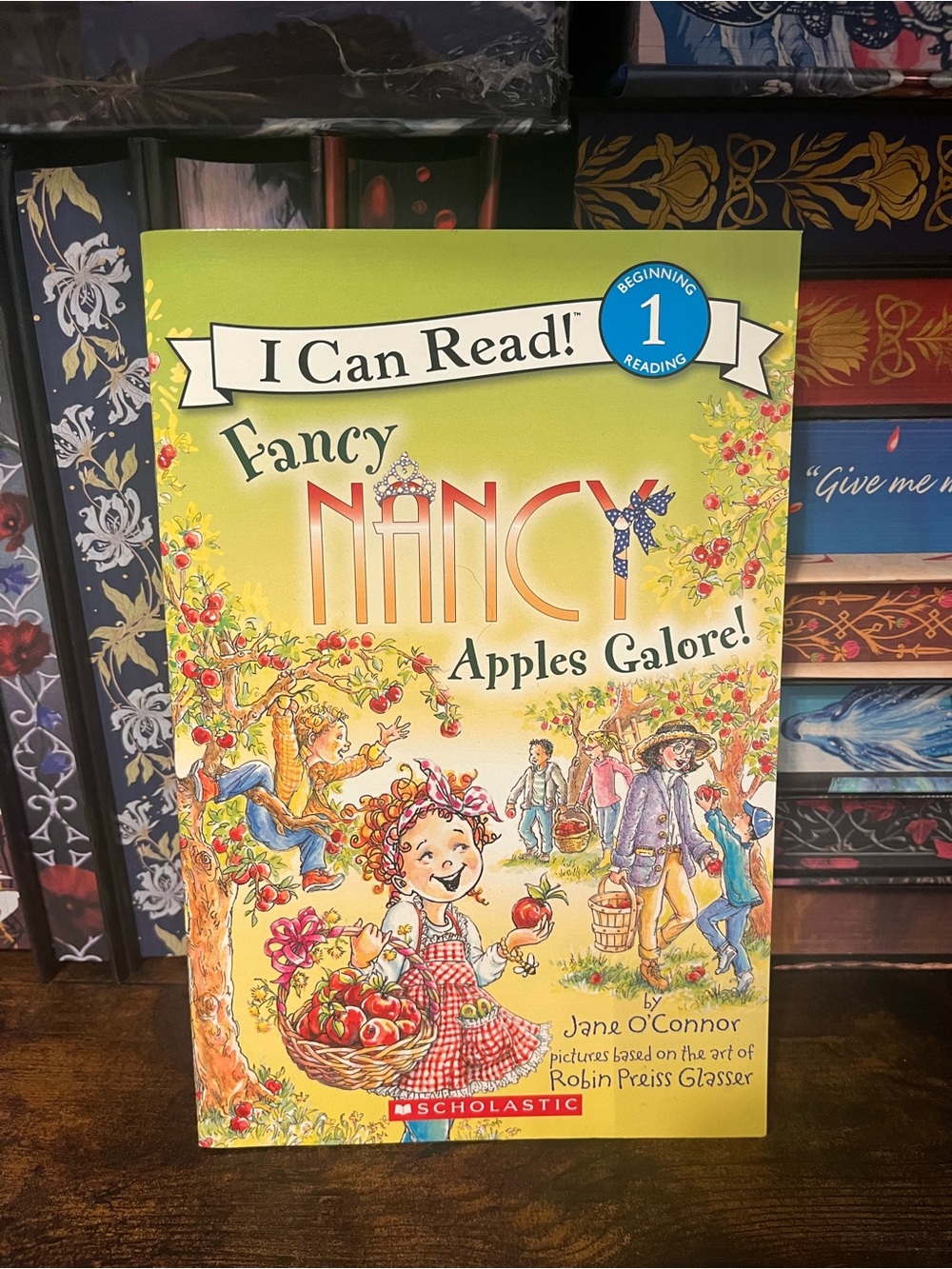 Scholastic Fancy Nancy I Can Read! Book - Cream, Blue, Yellow, Red, Green
